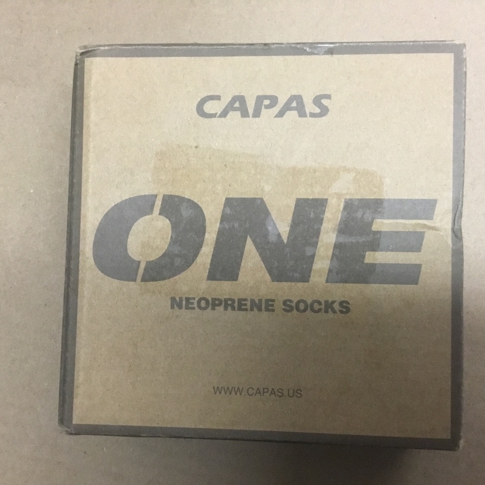 Capas water socks